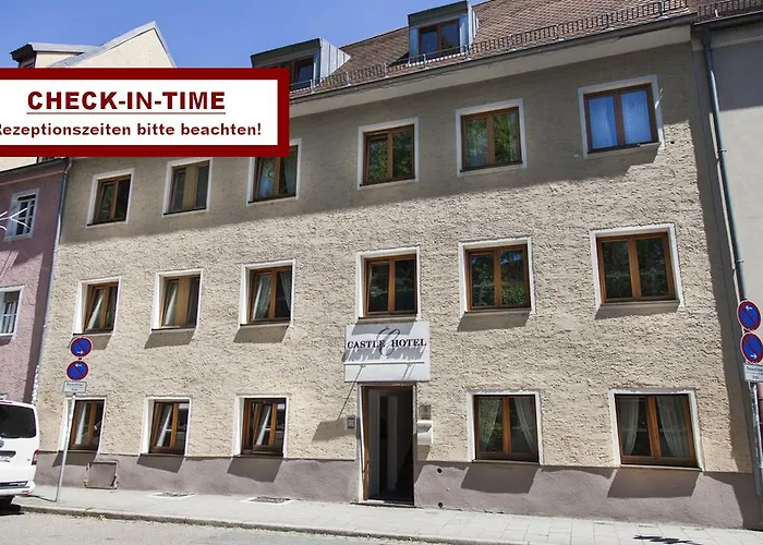 Castle 3* רגנסבורג